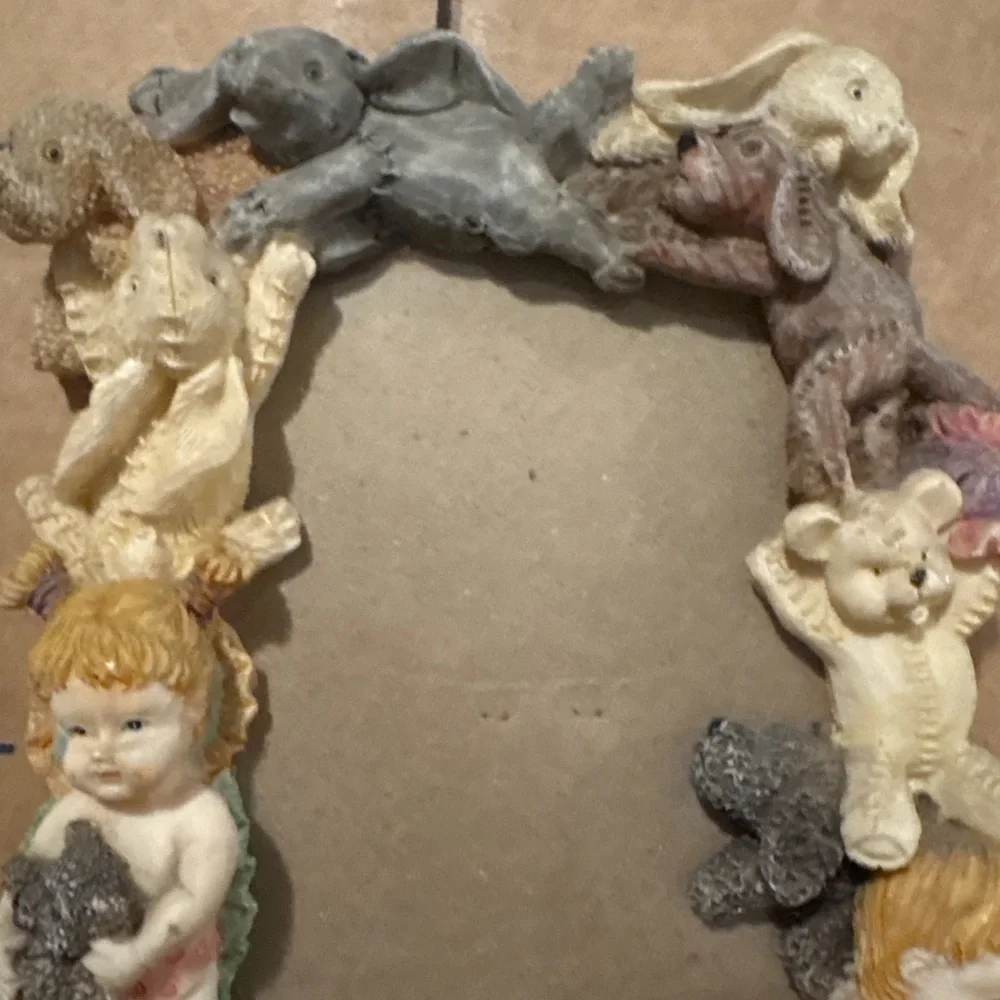 Victorian 3D Nursery Picture Cherub Frame Baby, Teddy, Bunny Shabby Resin 9x7